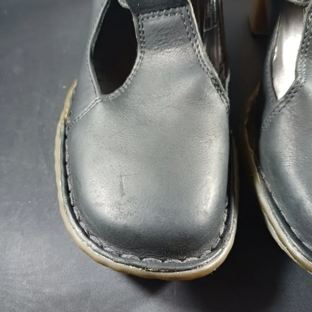Vintage Dr. Martens POLLEY Mary Jane’s Twee Revival Heel Shoes size 6M